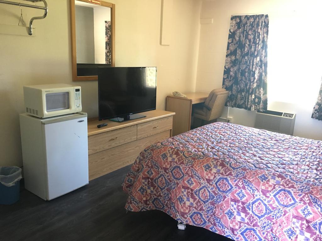 Budget Inn Motel Woodburn Eksteriør billede