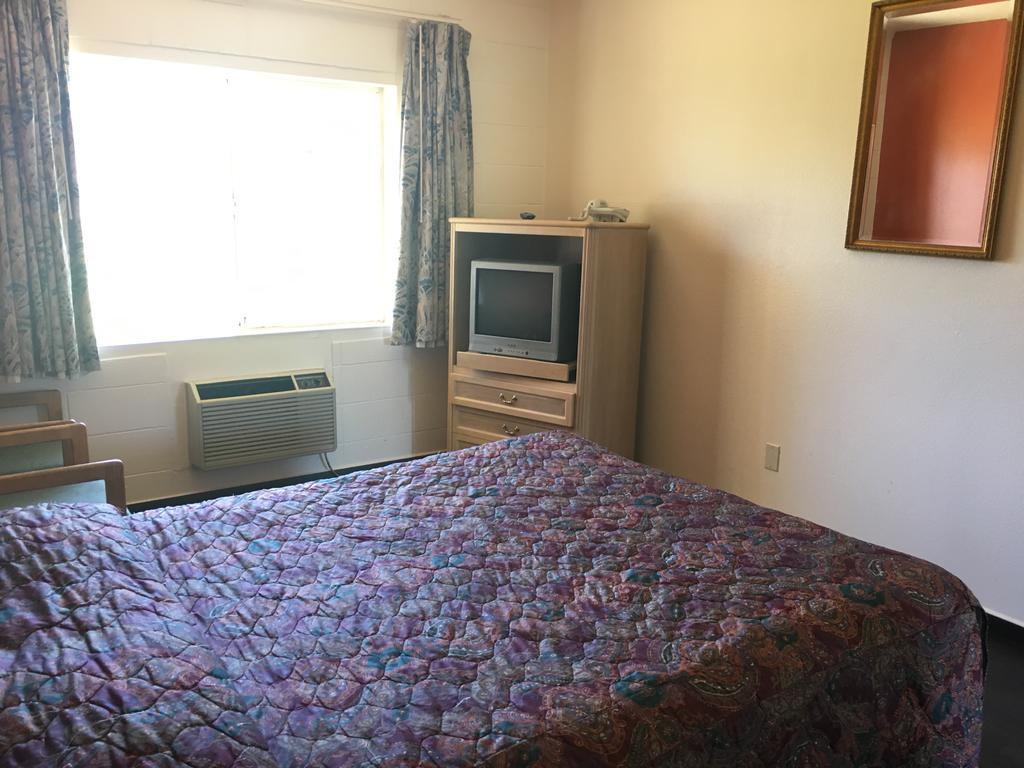 Budget Inn Motel Woodburn Eksteriør billede