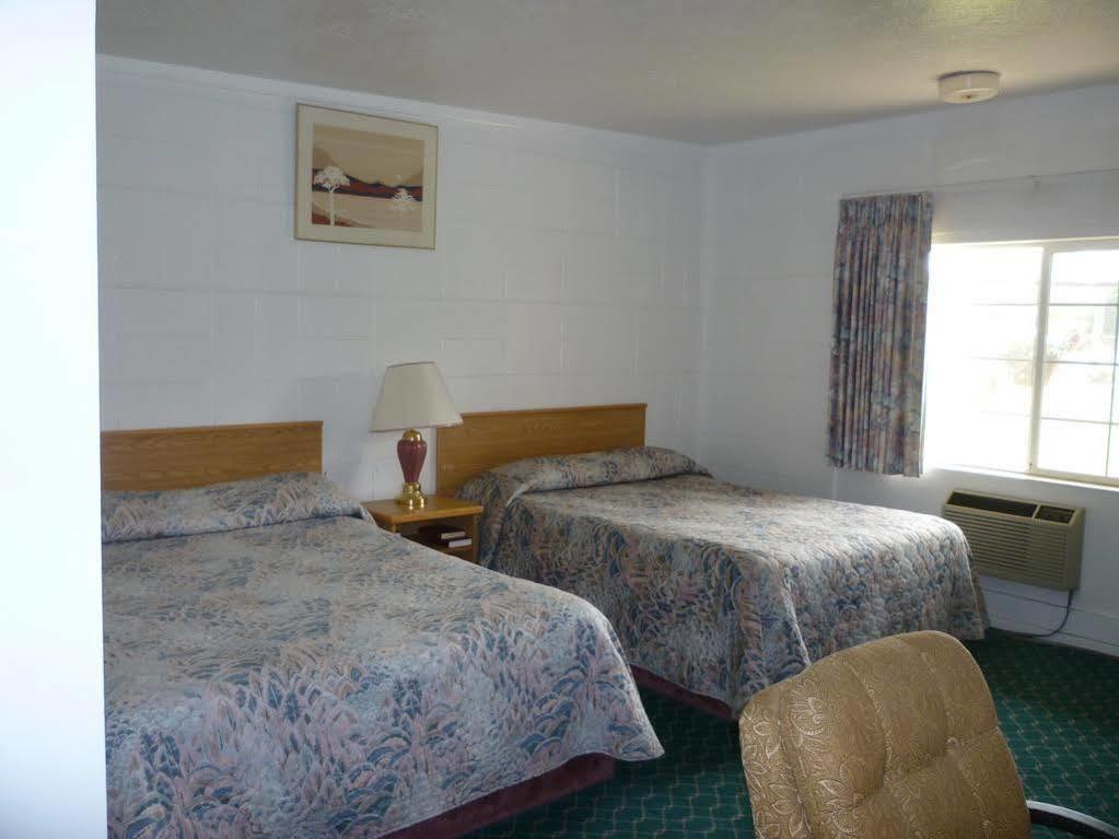 Budget Inn Motel Woodburn Eksteriør billede