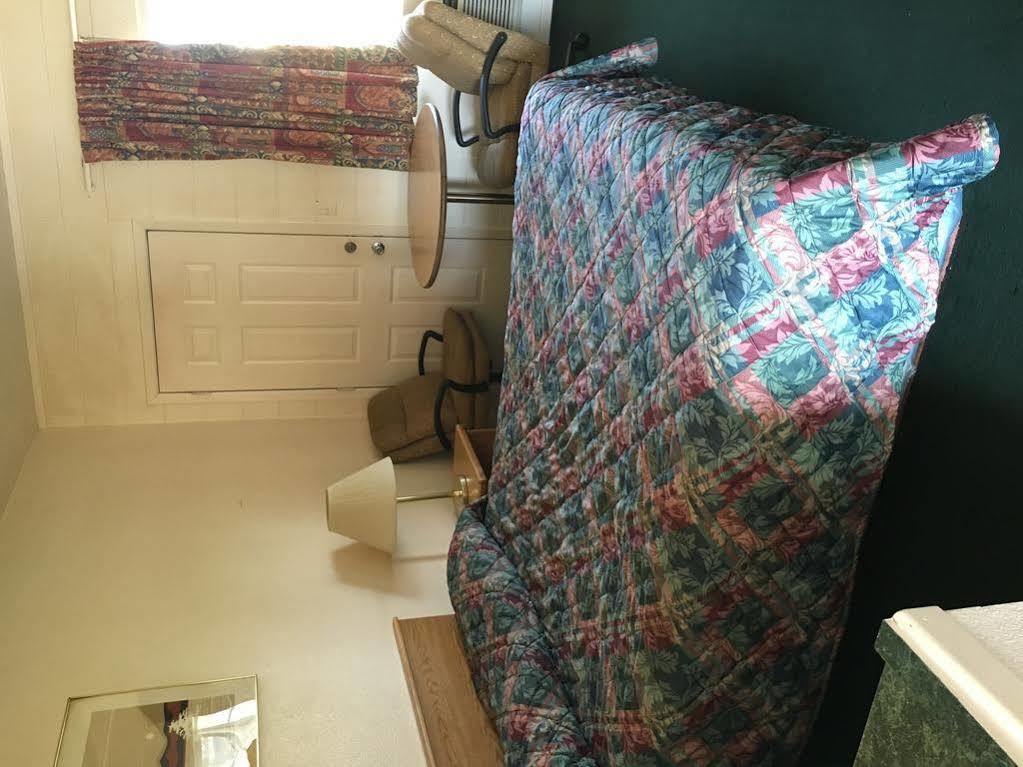 Budget Inn Motel Woodburn Eksteriør billede
