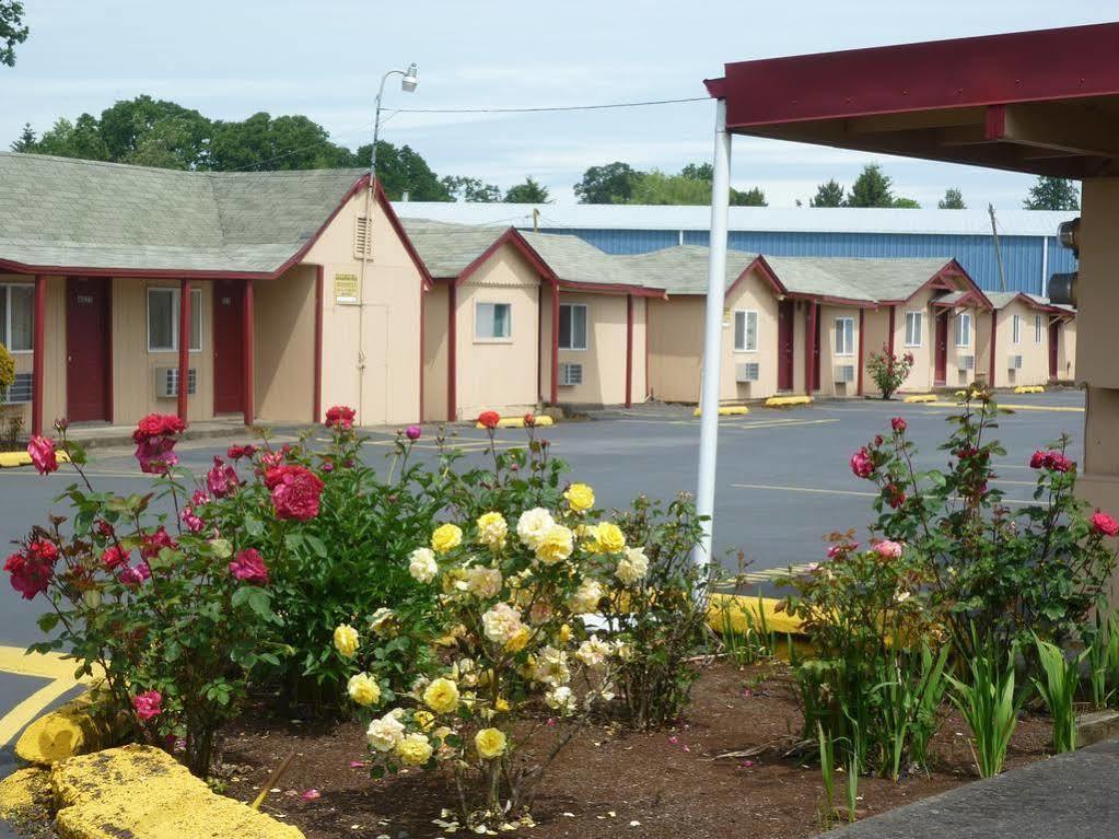 Budget Inn Motel Woodburn Eksteriør billede